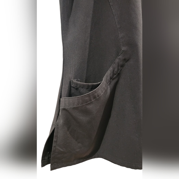 Skechers Barco scrub top | gray / pewter | Woman's M | - Picture 4 of 8